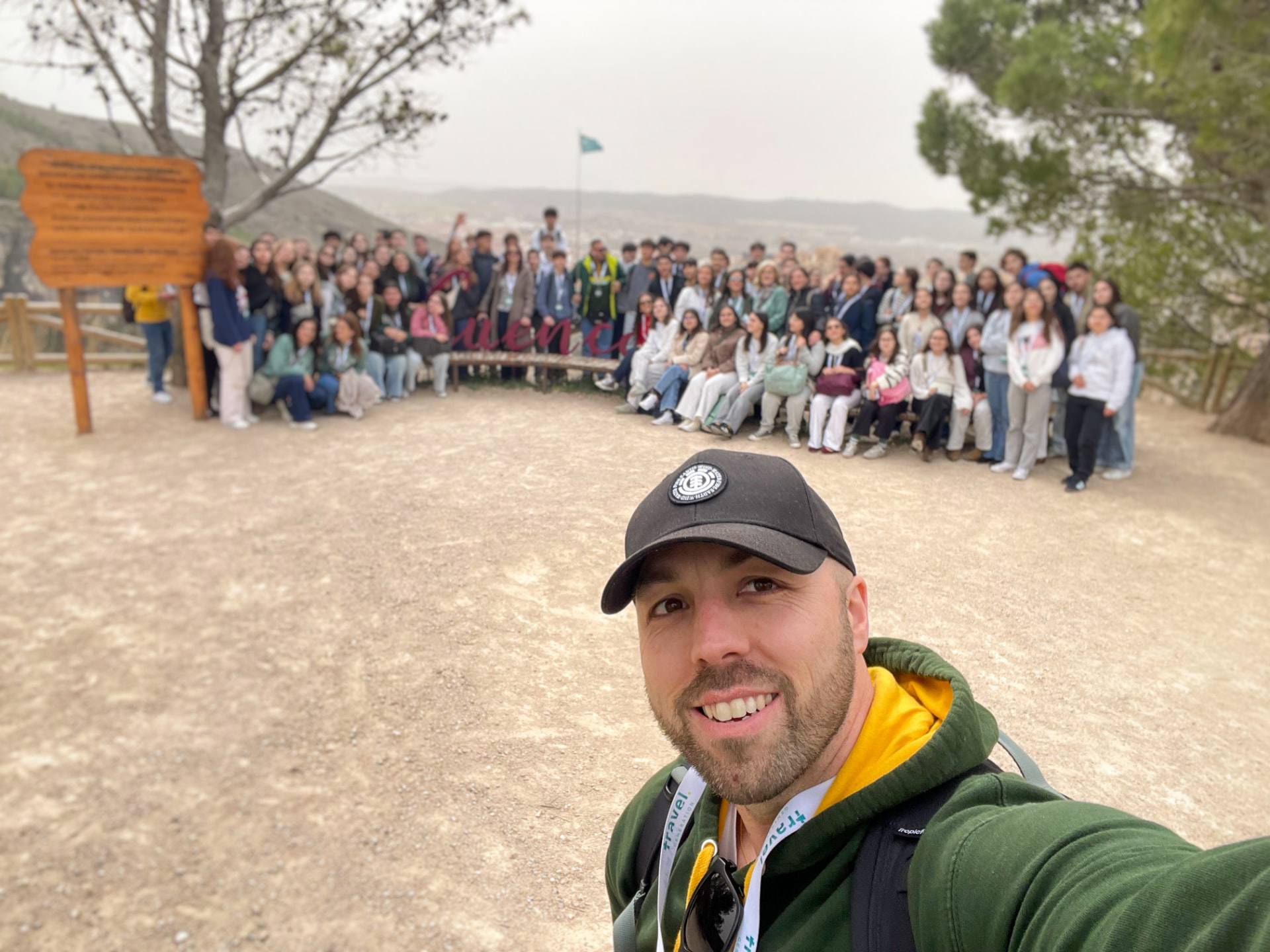 Tour Leader Travel Generation com grupo escolar em Cuenca, Espanha
